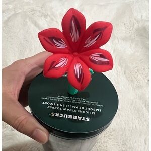 Starbucks 2022 Holiday Poinsettia Cup with Topper - 24oz - NWT